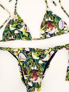 Maretoa - 2 pieces Brazilian bikinis Coconut Tropical coconuts 🌴🥥 fits XS